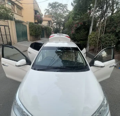 Toyota Yaris 1.5 CVT FULL OPTION X MODEL